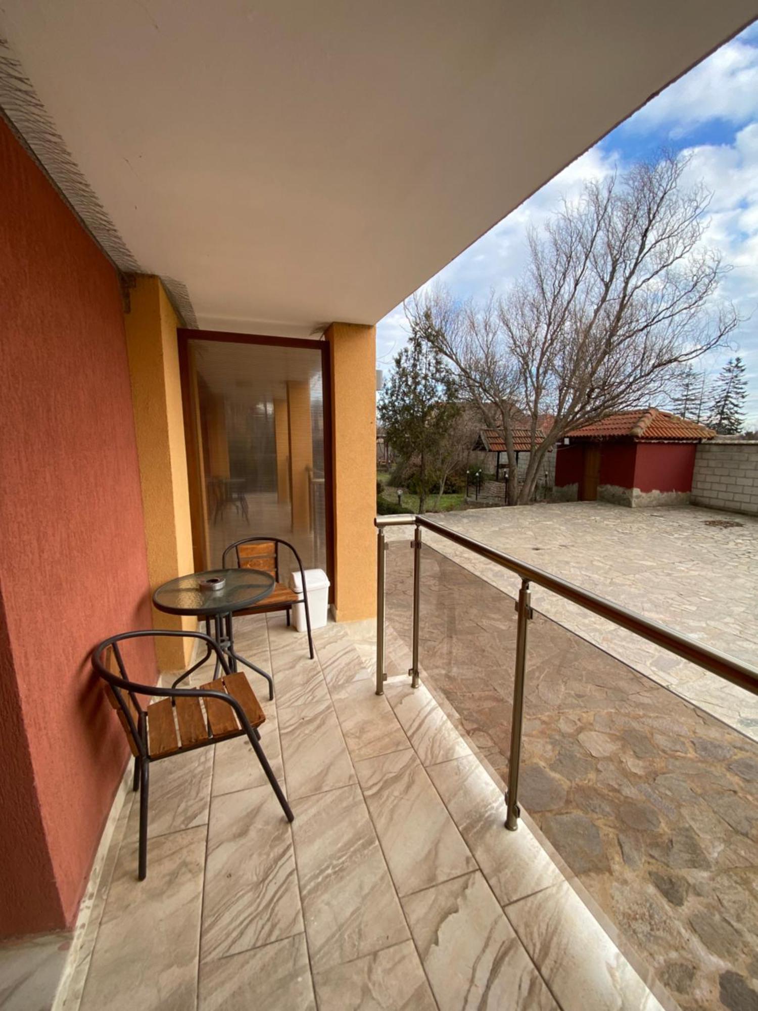 Guest Rooms Wild Duck Ezerets Экстерьер фото